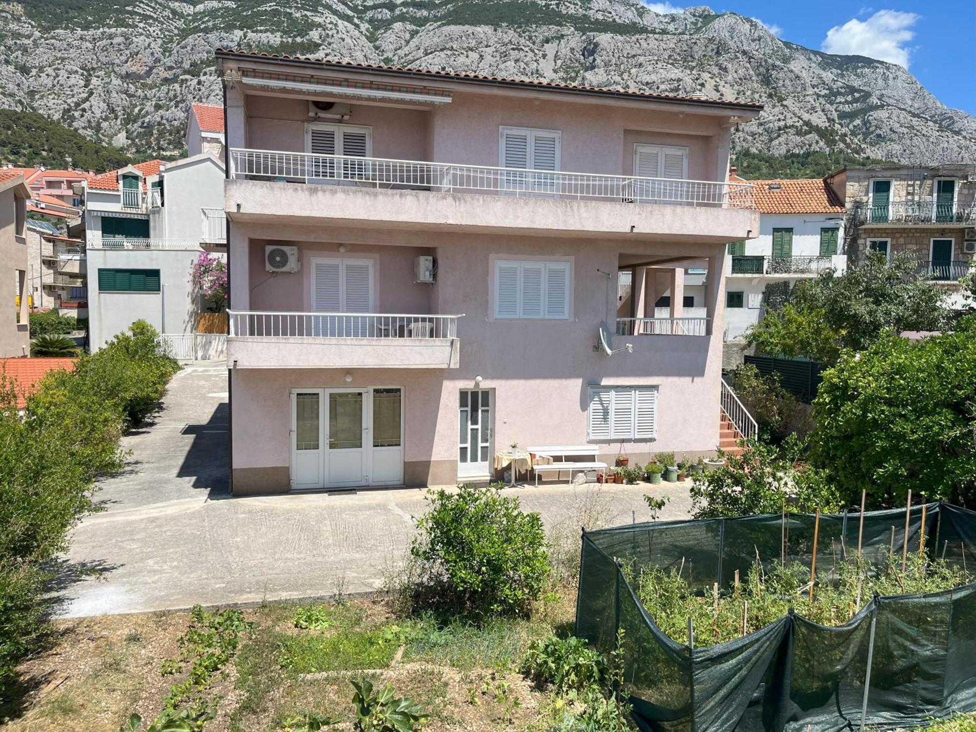 Cecilija Lägenhet Makarska